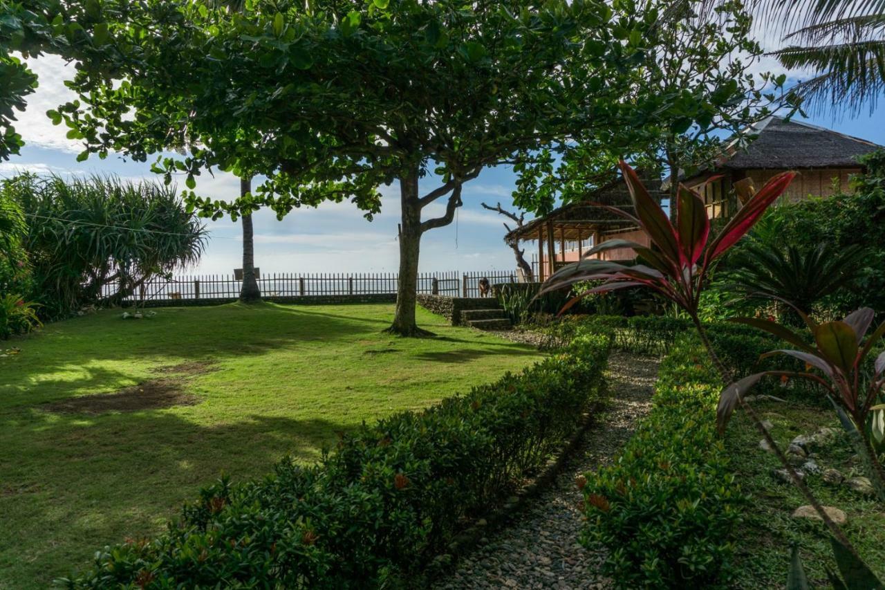 Hangout Beach Resort Caticlan Exteriör bild