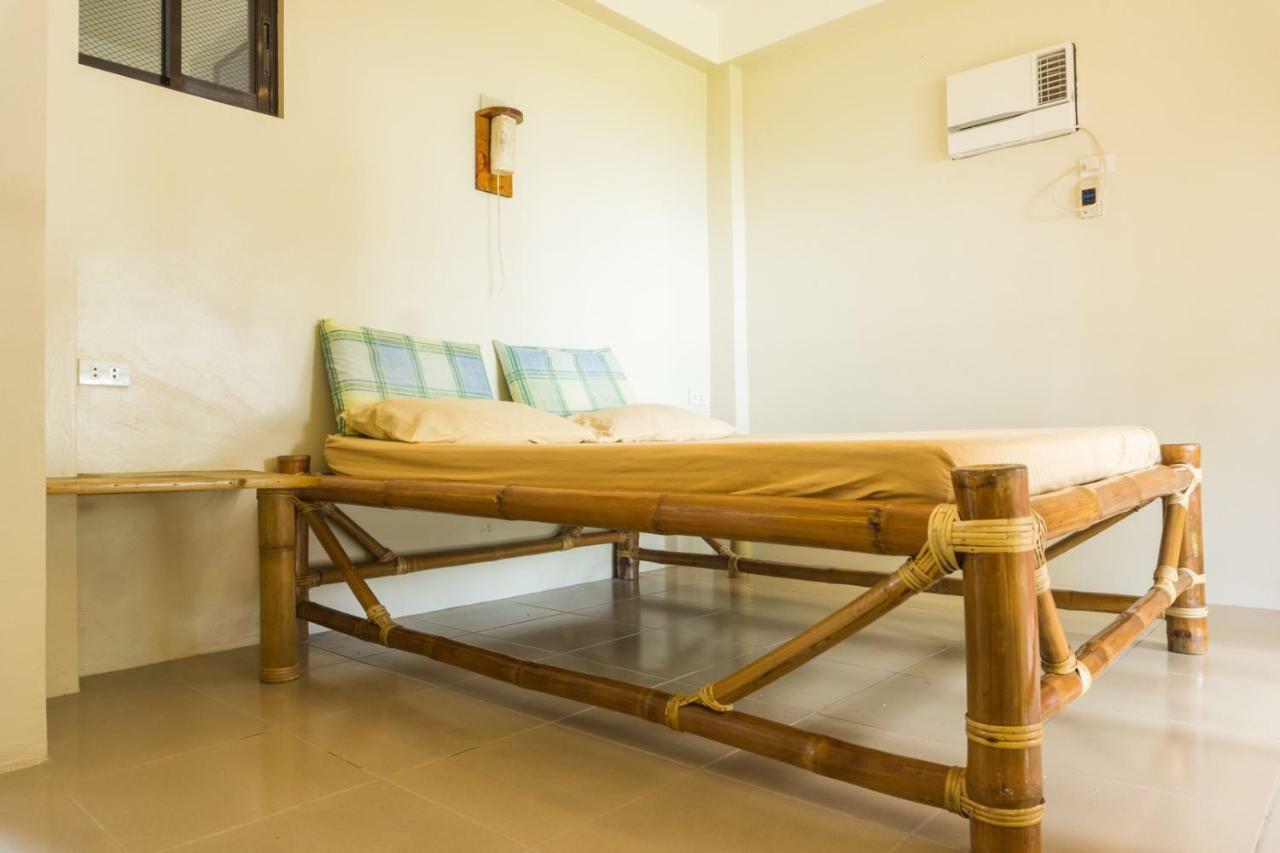 Hangout Beach Resort Caticlan Exteriör bild