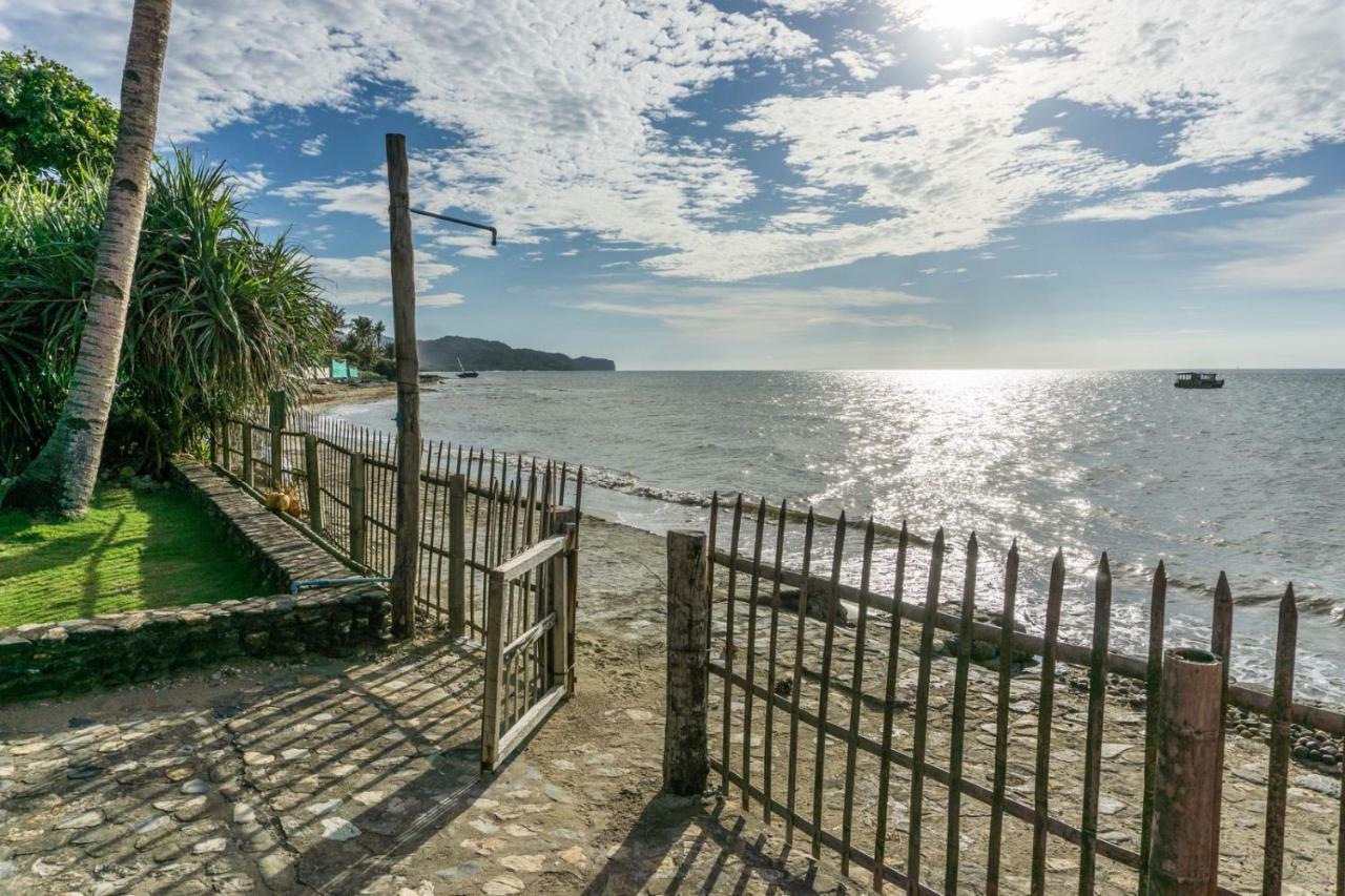 Hangout Beach Resort Caticlan Exteriör bild